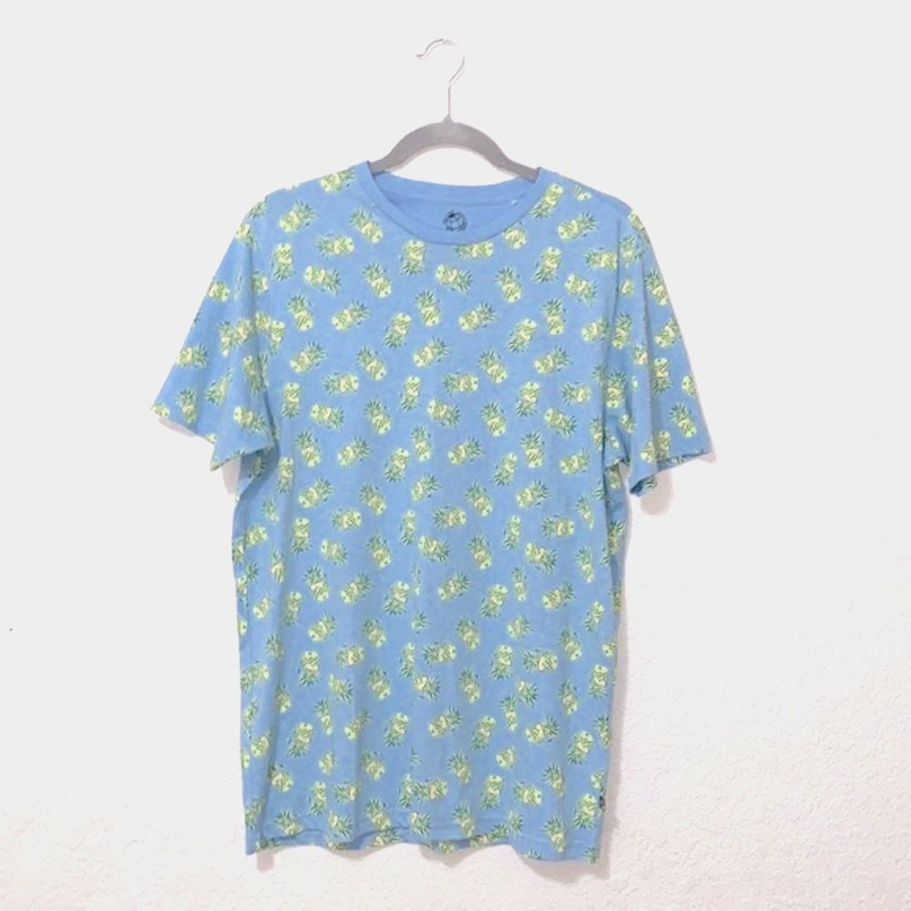 Free Planet blue pineapple t-shirt